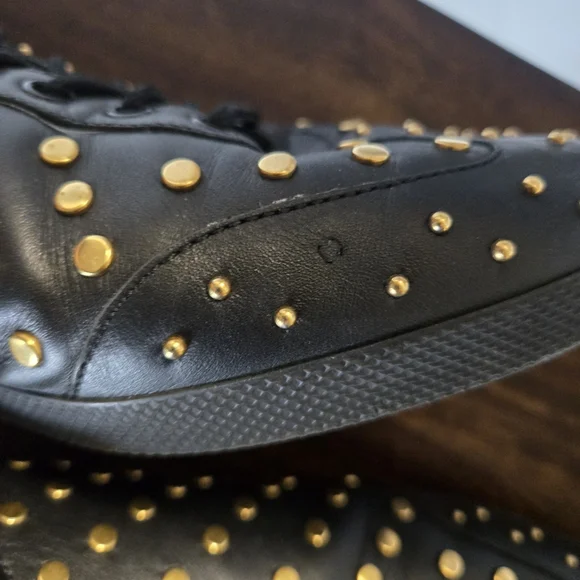 Gucci Black and Gold Studded Men's Sneakers - Picture 6 of 10